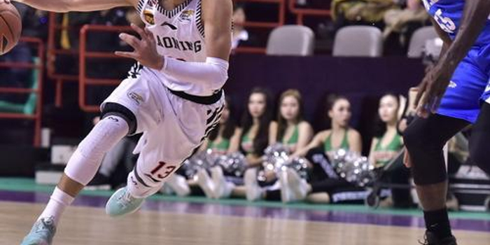 同时展现了 同时展现了