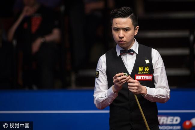 一个赛季8 一个赛季8