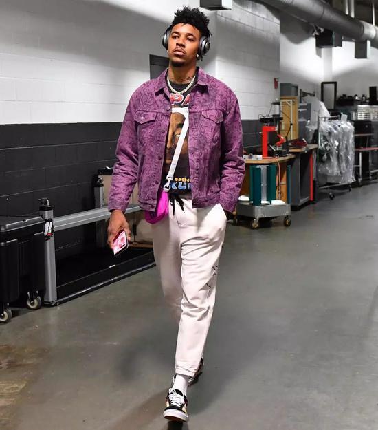 当旗舰大作 当旗舰大作