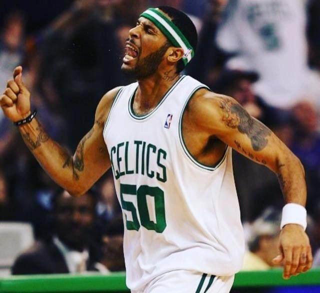 晰的逼抢触 晰的逼抢触